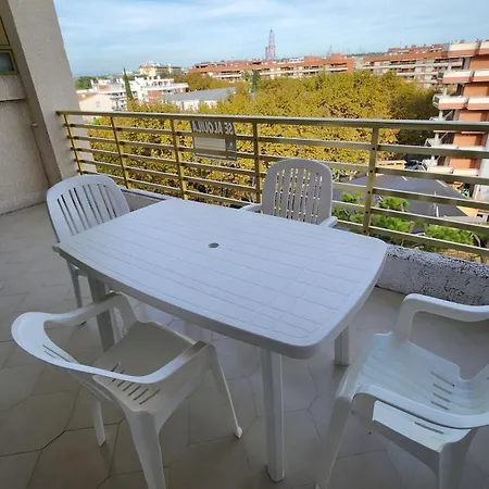 Novelty Apartment *